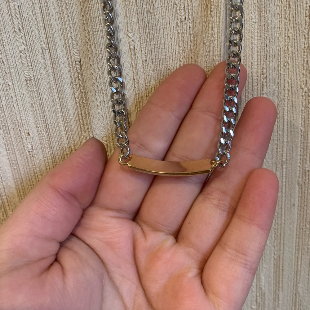 silver chain/ gold pendant choker necklace! ✨